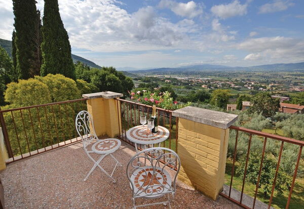 Villa Santa Chiara: Autunno, Balcone / Terrazza / Patio, Estate, Giardino, Primavera