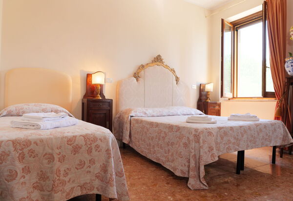 Villa Santa Chiara: Autunno, Camera da letto, Estate, Primavera