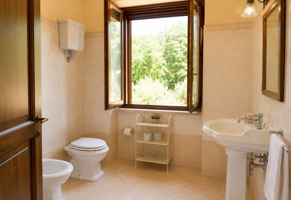 Villa Santa Chiara: Autunno, Bagno, Estate, Primavera
