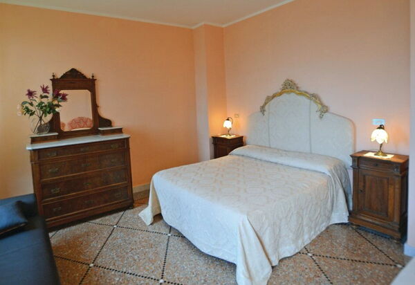 Villa Santa Chiara: Autunno, Camera da letto, Estate, Primavera