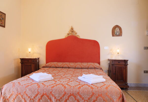 Villa Santa Chiara: Autunno, Camera da letto, Estate, Primavera