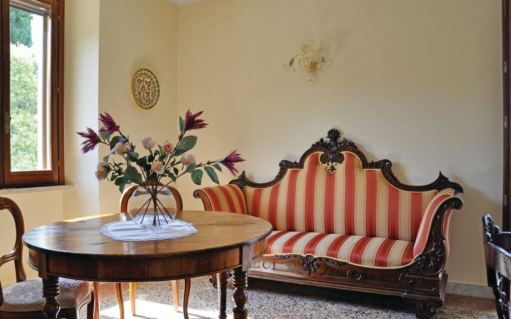 Villa Santa Chiara: Autumn, Dining Room, Spring, Summer