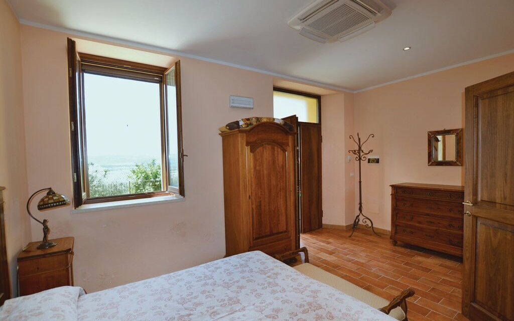 Villa Santa Chiara: Autumn, Bedroom, Spring, Summer