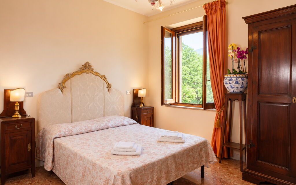 Villa Santa Chiara: Autumn, Bedroom, Spring, Summer