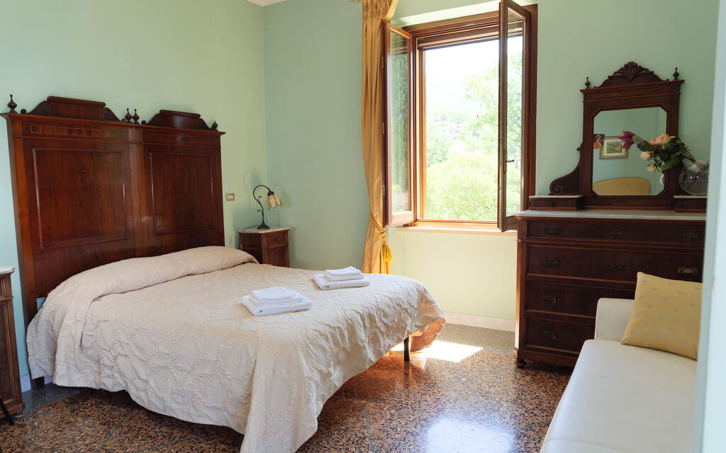 Villa Santa Chiara: Autumn, Bedroom, Spring, Summer
