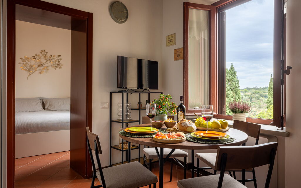 La Veduta - la Finestra su Castelfalfi: Autumn, Living Room, Spring, Summer