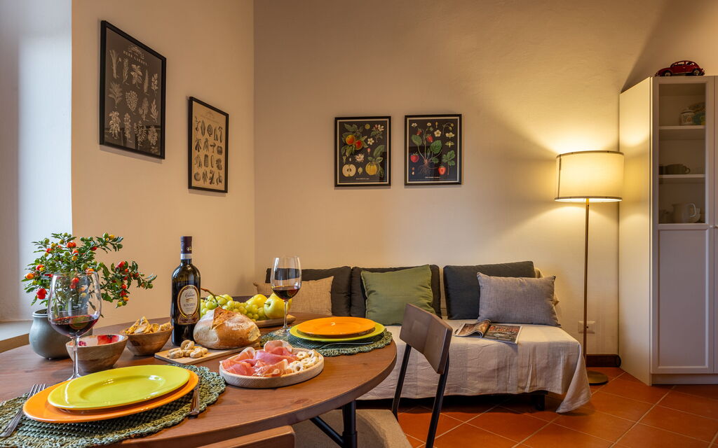 La Veduta - la Finestra su Castelfalfi: Autumn, Living Room, Spring, Summer