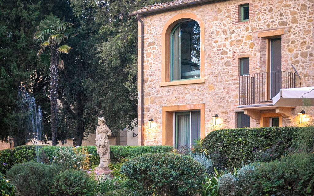 La Veduta – Scenic Views, Historic Castelfalfi: Autunno, Estate, Esterni, Primavera