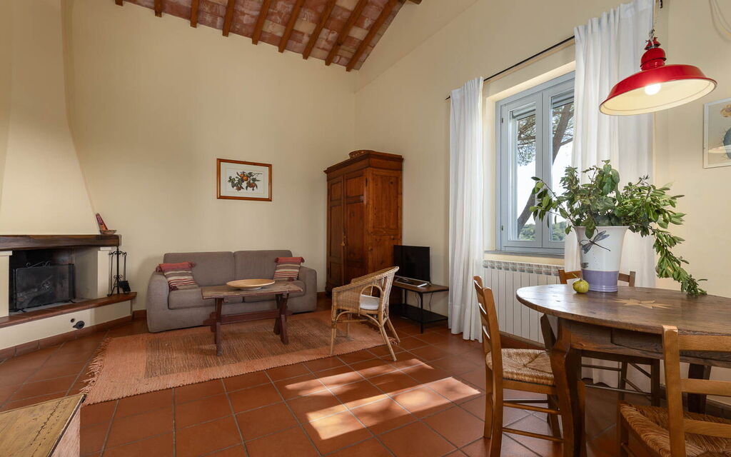 La Certaldina, Luna Apartment: Autumn, Living Room, Spring, Summer