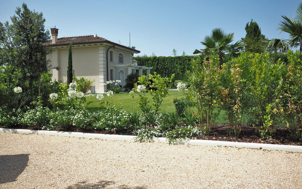 The Pool Villa in Forte dei Marmi: Autumn, Garden, Spring, Summer