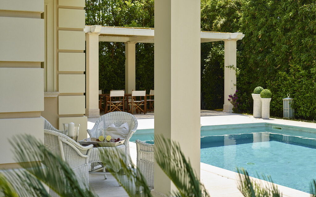 The Pool Villa in Forte dei Marmi: Autumn, Balcony / Terrace / Patio, Garden, Pool, Spring, Summer