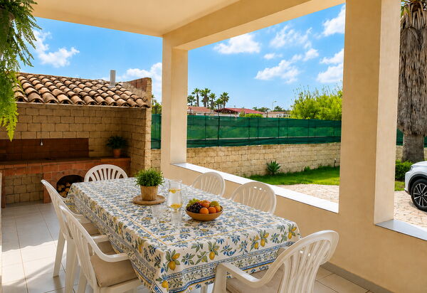 Villa Franca: Autunno, Balcone / Terrazza / Patio, Estate, Giardino, Primavera