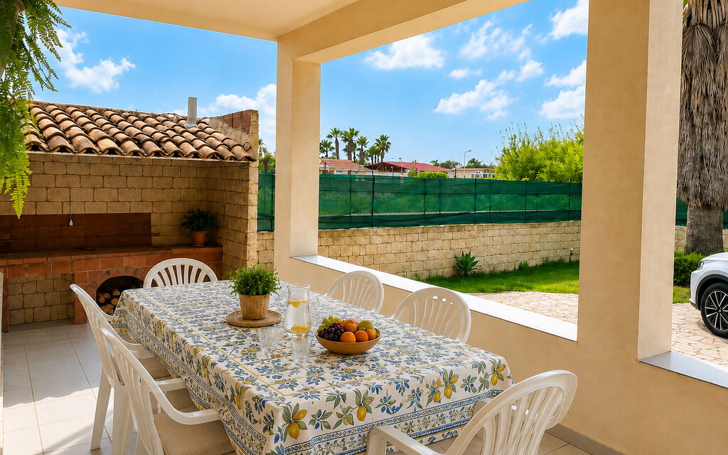 Villa Franca: Autunno, Balcone / Terrazza / Patio, Estate, Giardino, Primavera