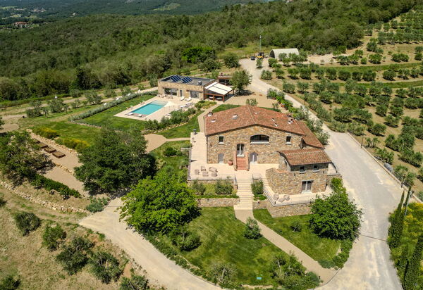 La Calcinaia Country House, Bucine: Autunno, Estate, Primavera, Vista Panoramica