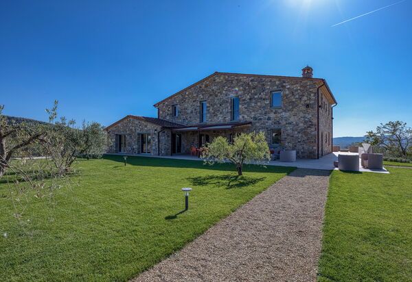 La Calcinaia Country House, Bucine: Autumn, Garden, Spring, Summer
