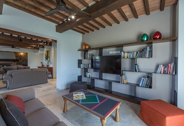 La Calcinaia Country House, Bucine: Autumn, Living Room, Spring, Summer