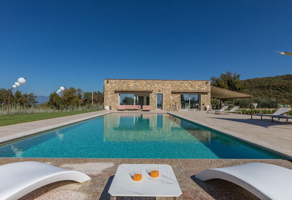 La Calcinaia Country House, Bucine: Autumn, Pool, Spring, Summer