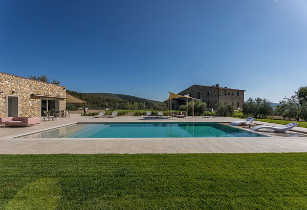 La Calcinaia Country House, Bucine: Autumn, Pool, Spring, Summer
