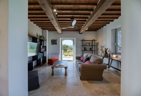 La Calcinaia Country House, Bucine: Autumn, Living Room, Spring, Summer