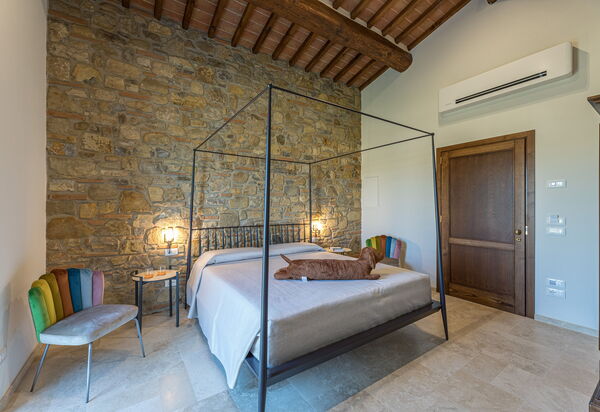 La Calcinaia Country House, Bucine: Autumn, Bedroom, Spring, Summer