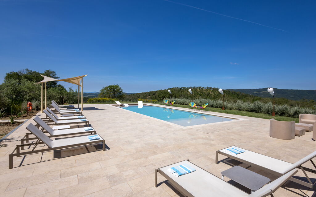 La Calcinaia Country House, Bucine: Autunno, Estate, Piscina, Primavera