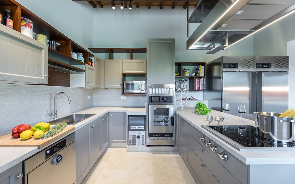 La Calcinaia Country House, Bucine: Autunno, Cucina, Estate, Primavera