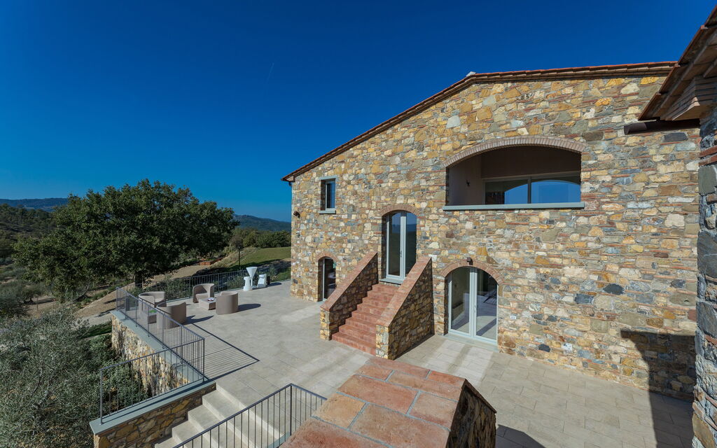 La Calcinaia Country House, Bucine: Autunno, Estate, Giardino, Primavera