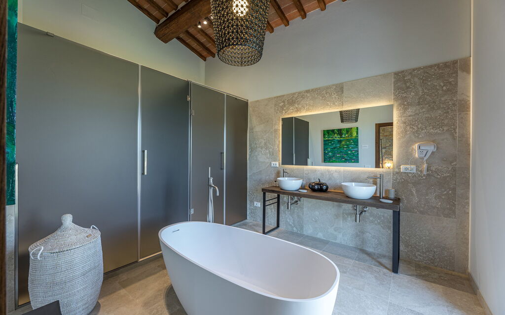 La Calcinaia Country House, Bucine: Autunno, Bagno, Estate, Primavera