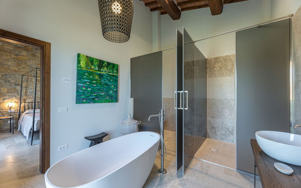 La Calcinaia Country House, Bucine: Autunno, Bagno, Estate, Primavera