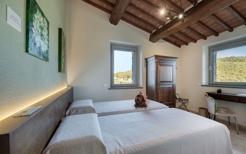 La Calcinaia Country House, Bucine: Autunno, Camera da letto, Estate, Primavera