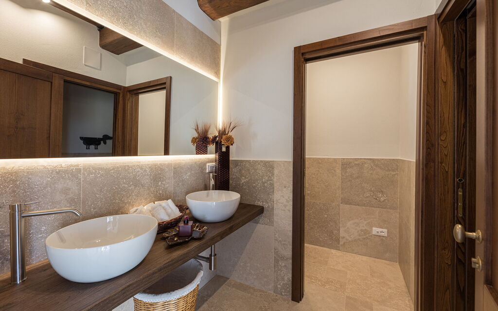 La Calcinaia Country House, Bucine: Autunno, Bagno, Estate, Primavera