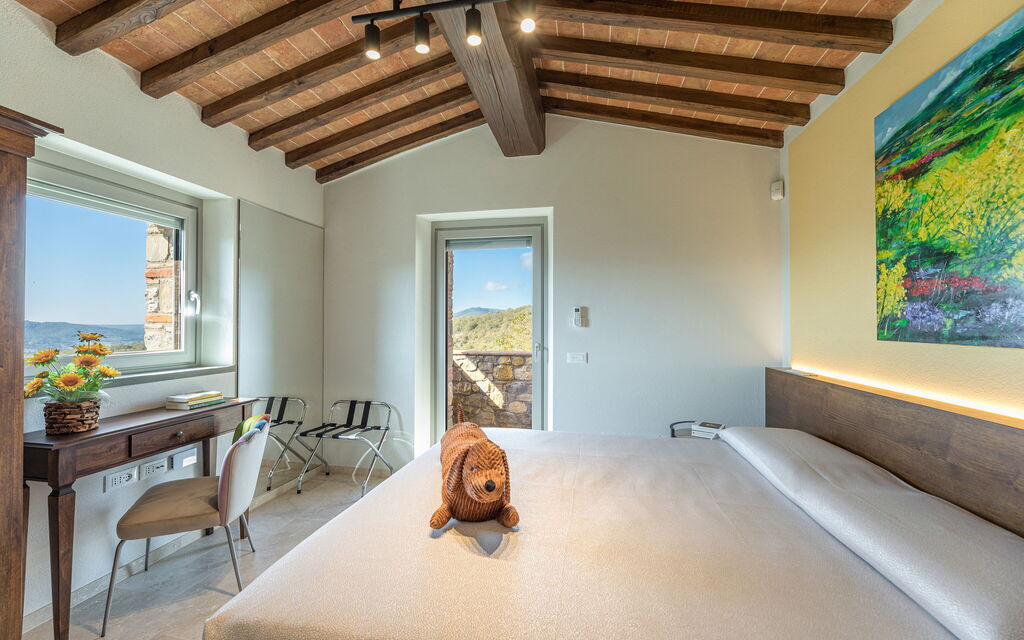 La Calcinaia Country House, Bucine: Autunno, Camera da letto, Estate, Primavera