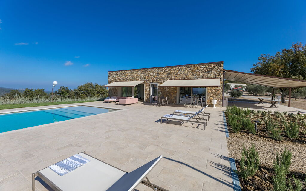La Calcinaia Country House, Bucine: Autunno, Estate, Piscina, Primavera