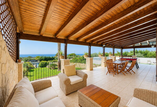 Villa Patrizia: Autunno, Balcone / Terrazza / Patio, Estate, Giardino, Primavera