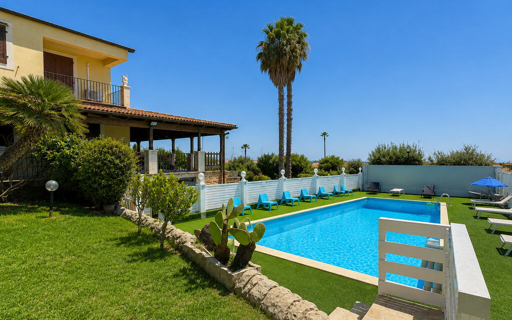Villa Patrizia: Autunno, Estate, Giardino, Piscina, Primavera