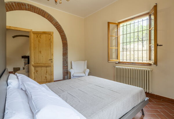 Casale le Lupe Apartments: Autunno, Camera da letto, Estate, Primavera