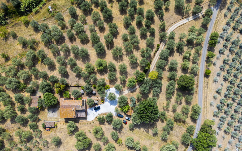 Casale le Lupe Apartments: Autumn, Scenic View, Spring, Summer