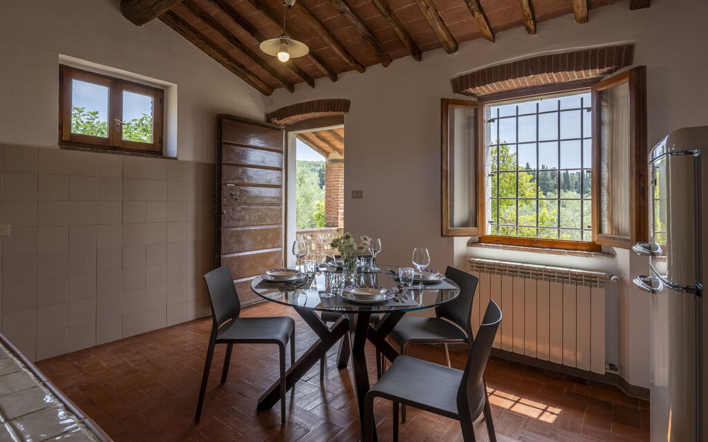 Casale le Lupe Apartments - : Autunno, Estate, Primavera