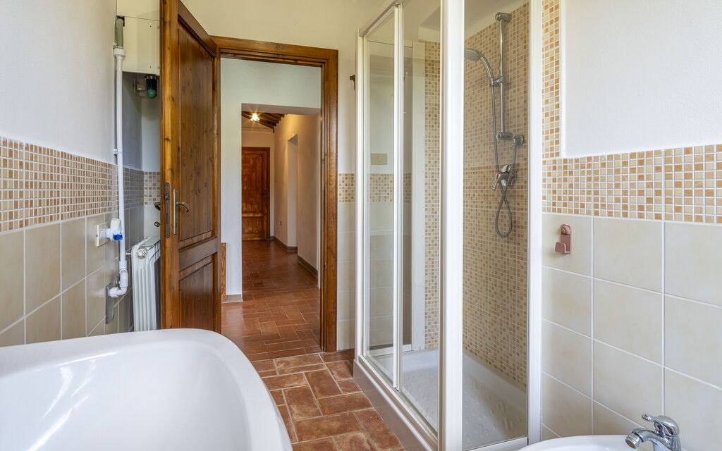 Casale le Lupe Apartments - : Autunno, Estate, Primavera