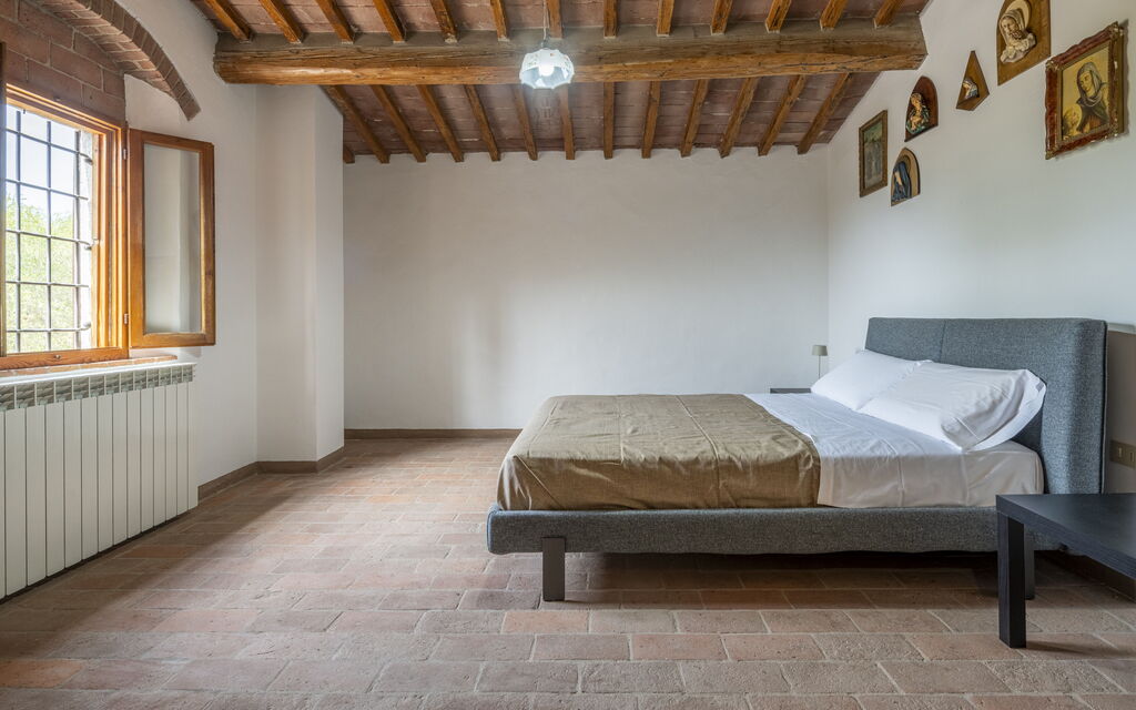 Casale le Lupe Apartments - : Autunno, Estate, Primavera