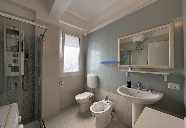 La Casa dei Melograni: Autumn, Bathroom, Spring, Summer