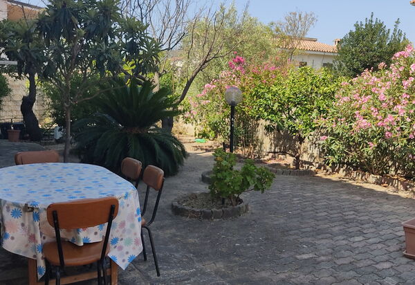 Casa Bianca, Budoni: Autumn, Garden, Spring, Summer
