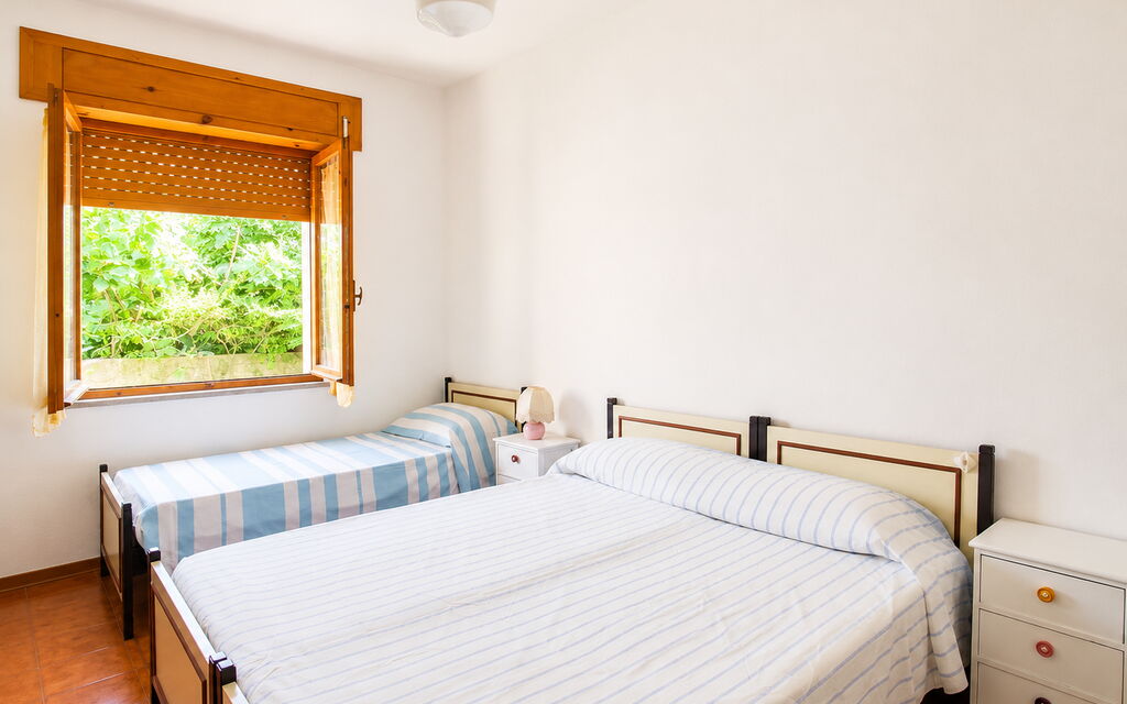 Casa Bianca, Budoni: Autumn, Bedroom, Spring, Summer