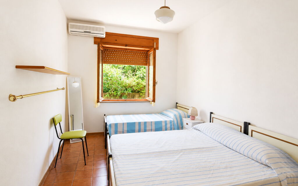 Casa Bianca, Budoni: Autumn, Bedroom, Spring, Summer