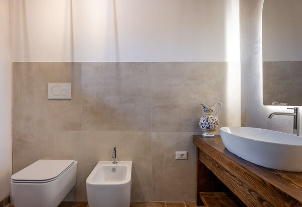 Casa Clara Pool, Casole Elsa, Monti: Autumn, Bathroom, Spring, Summer