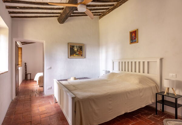 Casa Clara Pool, Casole Elsa, Monti: Autumn, Bedroom, Spring, Summer