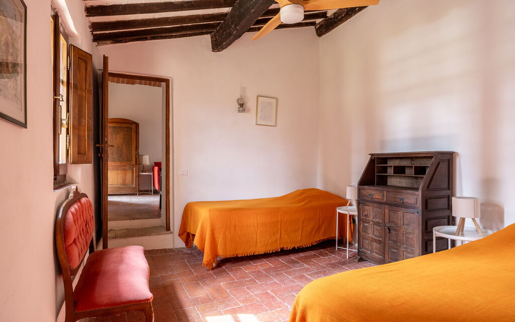 Casa Clara Pool, Casole Elsa, Monti: Autumn, Bedroom, Spring, Summer