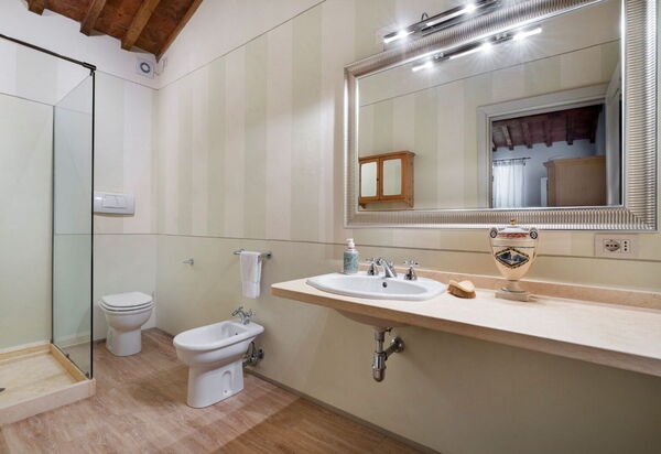 Villa Mare, Bolgheri: Autunno, Bagno, Estate, Primavera
