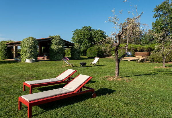 Villa Monte, Bolgheri: Autunno, Estate, Giardino, Primavera