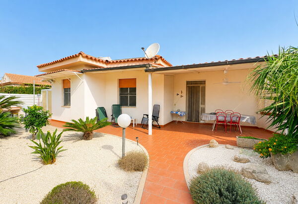 Villa Sandra: Autunno, Balcone / Terrazza / Patio, Estate, Giardino, Primavera